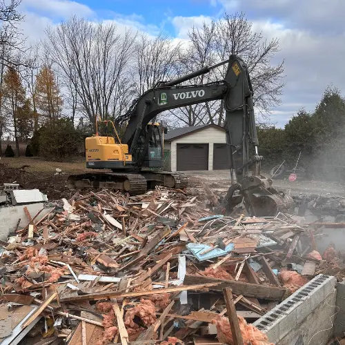 Demolition-Dimenna-Excavating-Leamington-Kingsville-Ontario (5)